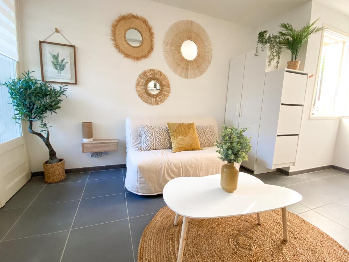 Studio 24M² Montpellier - Hopitaux Facultes Centre Buitenkant foto